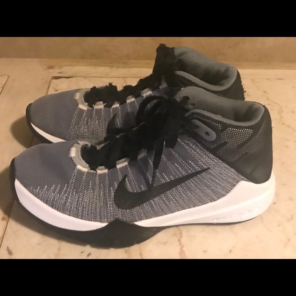 Nike Zoom Ascention shoes